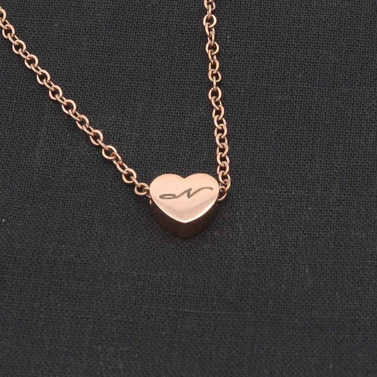 Herz Halskette graviert mit Personalisierung "Love" Gravur der Initialen, Aus Edelstahl, In Gold, Silber oder Rosé