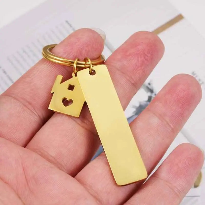 Schlüsselanhänger personalisiert mit Gravur "Love Home" Gravur von Namen der Partner