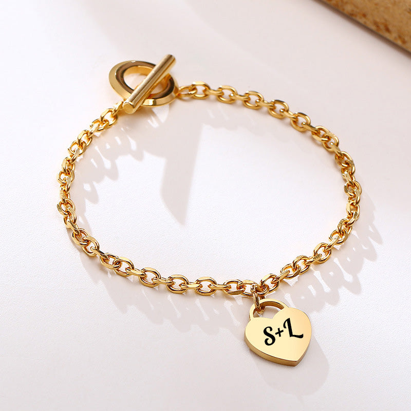 Armkette "Love" aus Edelstahl, Gold, mit Herz Anhänger,  Gravur der Initialen, Herzförmiger Anhänger, Gravur