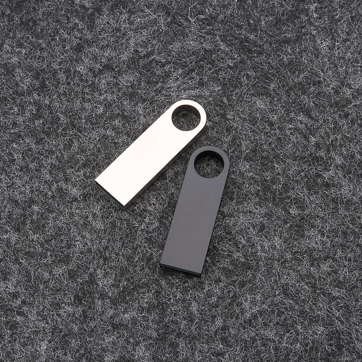 USB Stick personalisiert mit Gravur von Name oder Logo