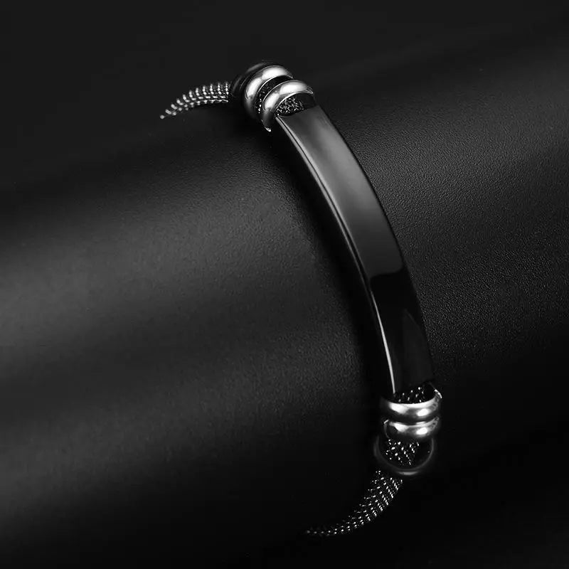 Armband "Linky" mit Namen graviert, Armband aus feinem Gliederband, Edelstahl - Schwarz