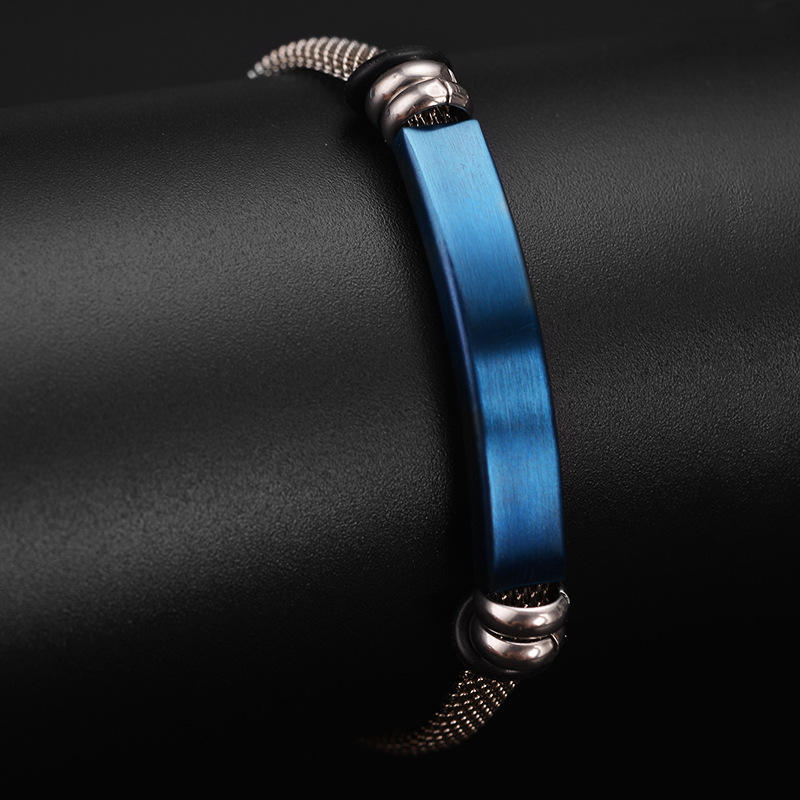 Armband mit Gravur aus Edelstahl blau
