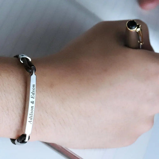 Lederarmband "Barry" mit Magnetverschluss und Gravur